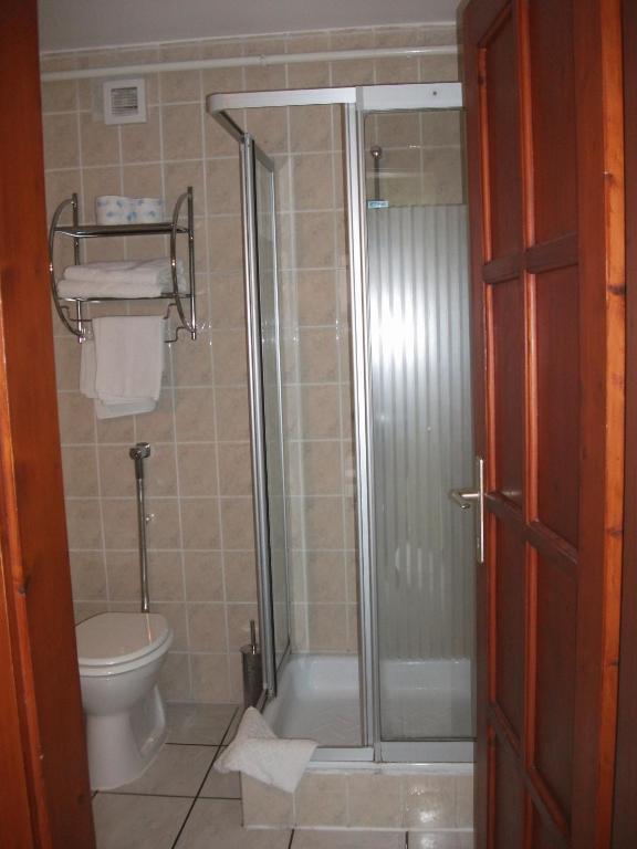 Ria Panzio Bed & Breakfast เอสแตร์กอม ภายนอก รูปภาพ